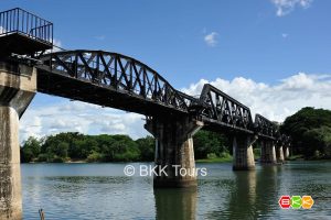 Private tour to Kanchanaburi from Bangkok ✅. Hellfire Pass, Krasae Cave and railway bridge, Bridge over the River Kwai, boat tour River Kwai, War Cemetery.