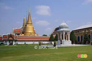 Visit Grand Palace and Wat Phra Kaew (Emerald Buddha temple) on a Bangkok tour. The royal temple houses the most holy Buddha image of Thailand.