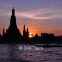 Wat Arun, or the Temple of Dawn, at sunset