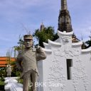 Chinese influence at Wat Arun, the Temple of Dawn