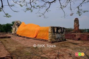 Visit Wat Lokayasutharam on a tour from Bangkok to Ayutthaya. The main attraction of the temple is the impressive 42 meter long reclining Buddha.